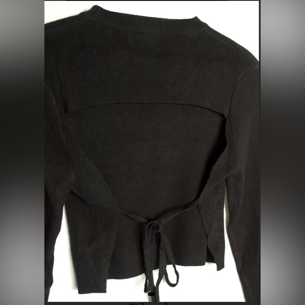 OPEN Back Sweater - Black